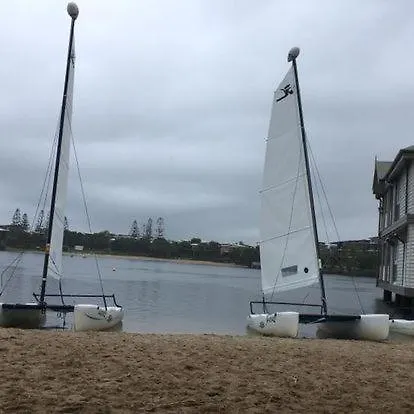 Appartement Large Family Sized Unit With Watersports, Maroochy River, Lagoon, And Beach Access Twin Waters