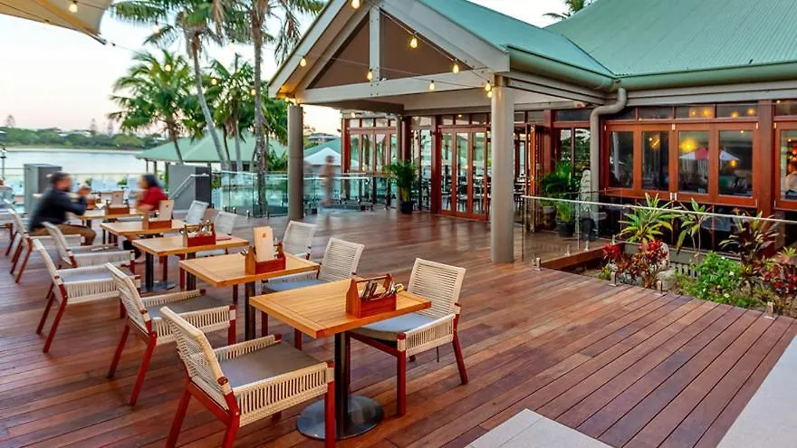 Large Family Sized Unit With Watersports, Maroochy River, Lagoon, And Beach Access Twin Waters Australië